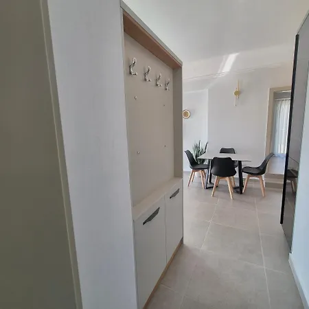 Kypsel Apartament *